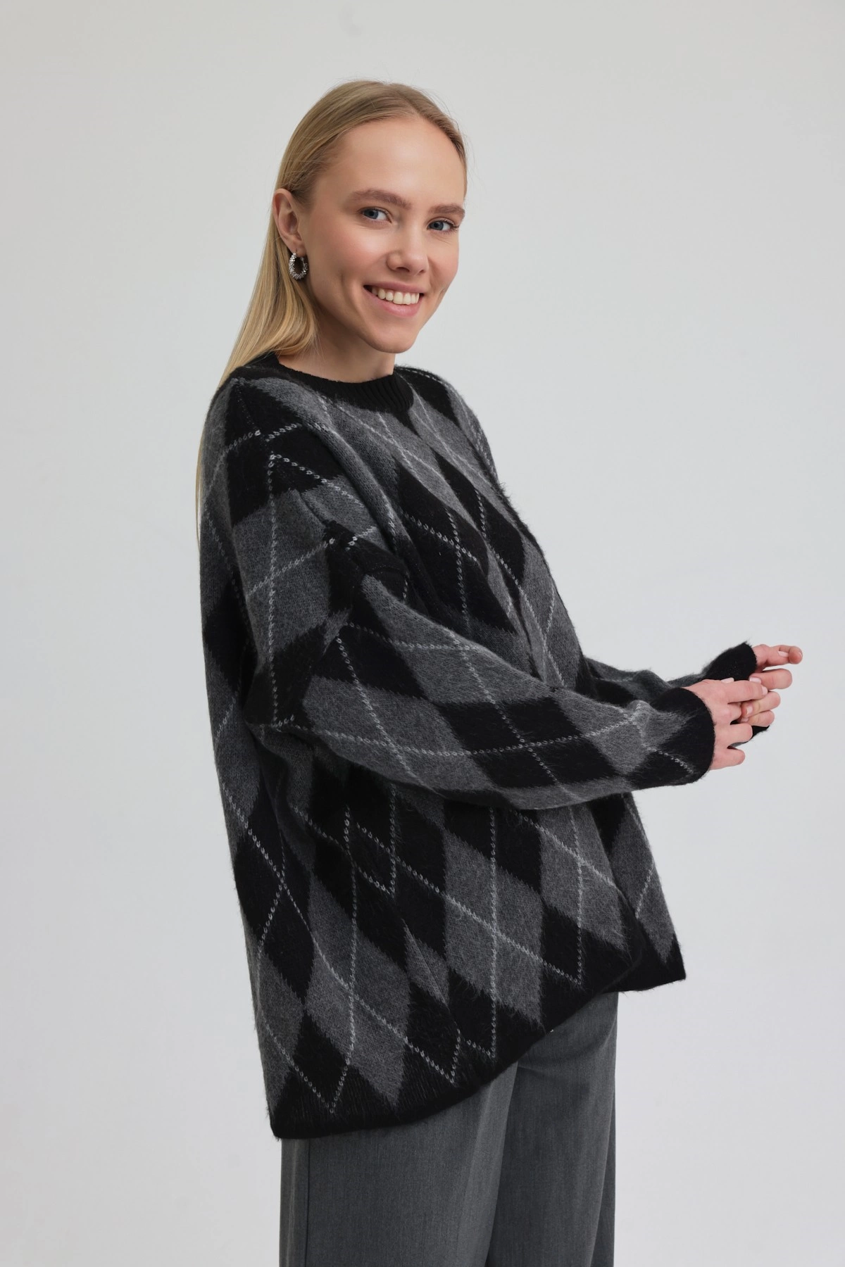 Qanu Argyle Triko Kazak Siyah  - Tesettür Giyim