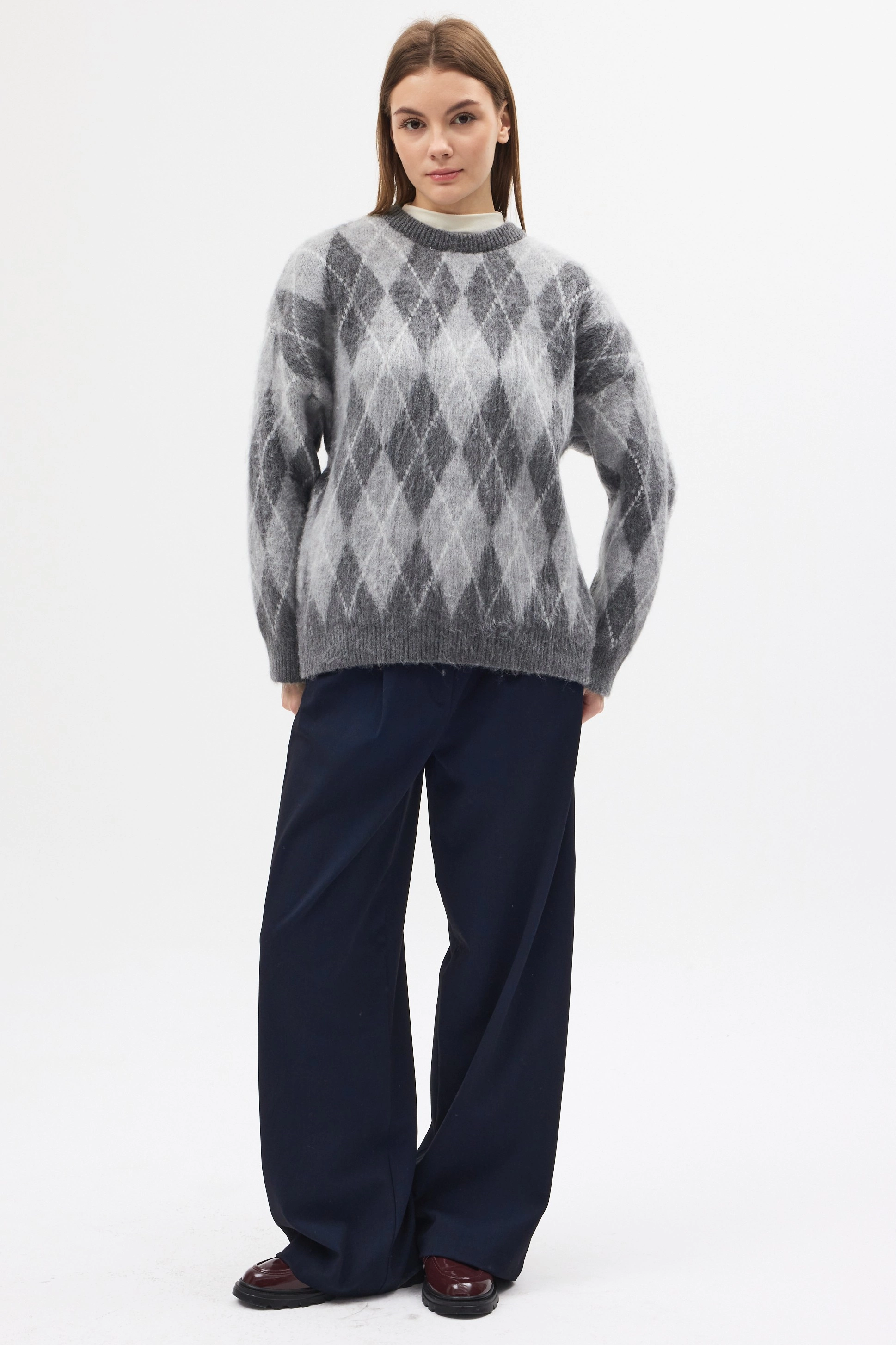 Qanu Baklava Desen Kazak Gri - Tesettür Giyim