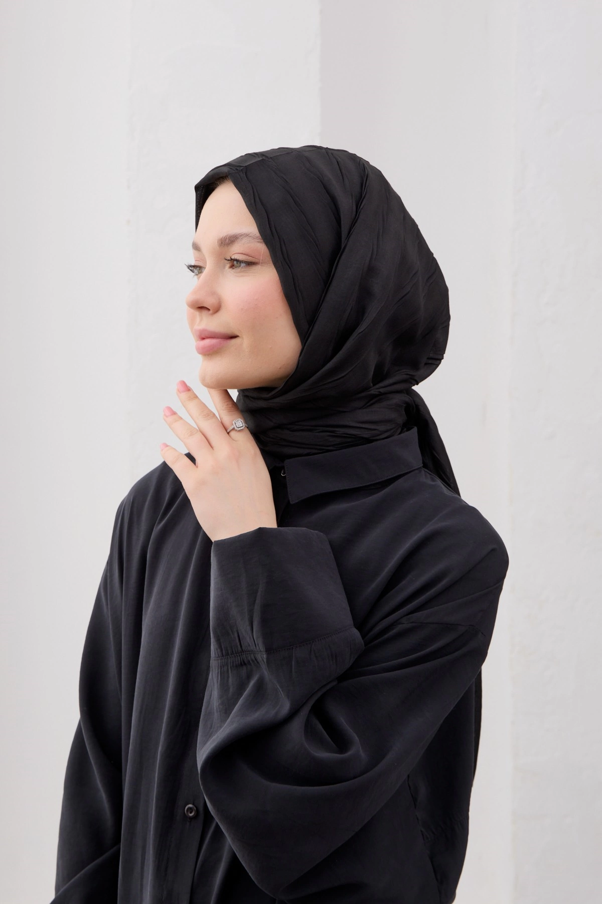 Qanu Bambu Pilise Şal Siyah  - Tesettür Giyim