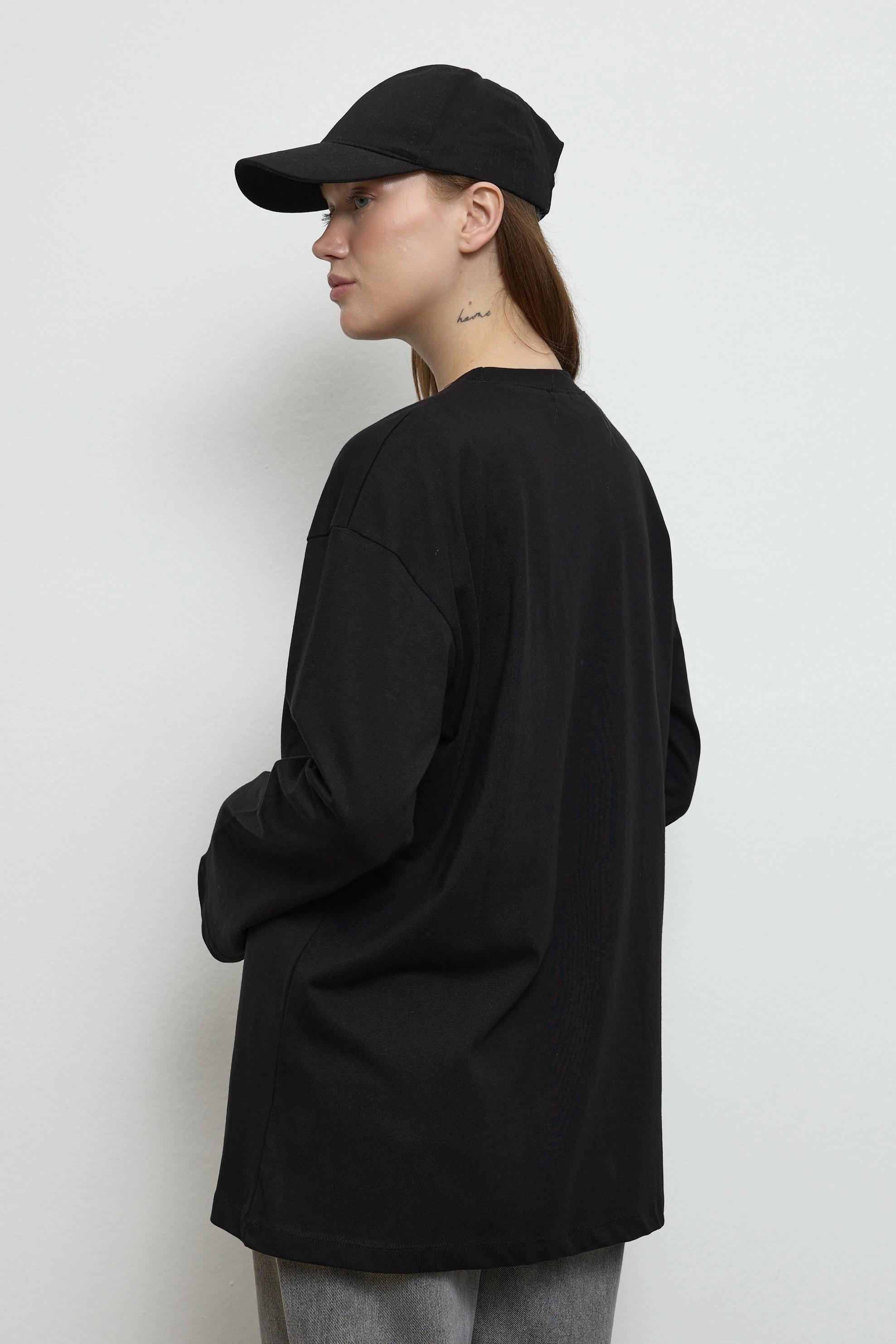 Qanu Basıc Sweatshirt Siyah - Tesettür Giyim