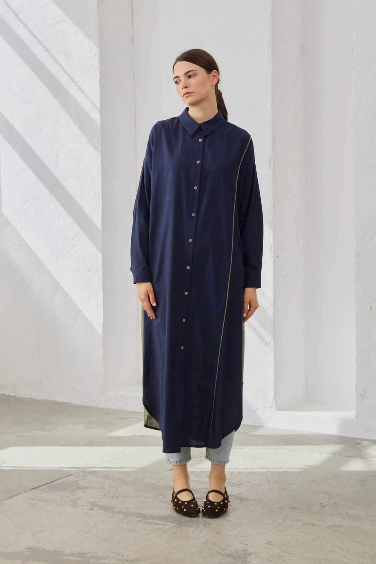 Qanu Biye Detaylı Pamuklu Gömlek Lacivert-Yeşil