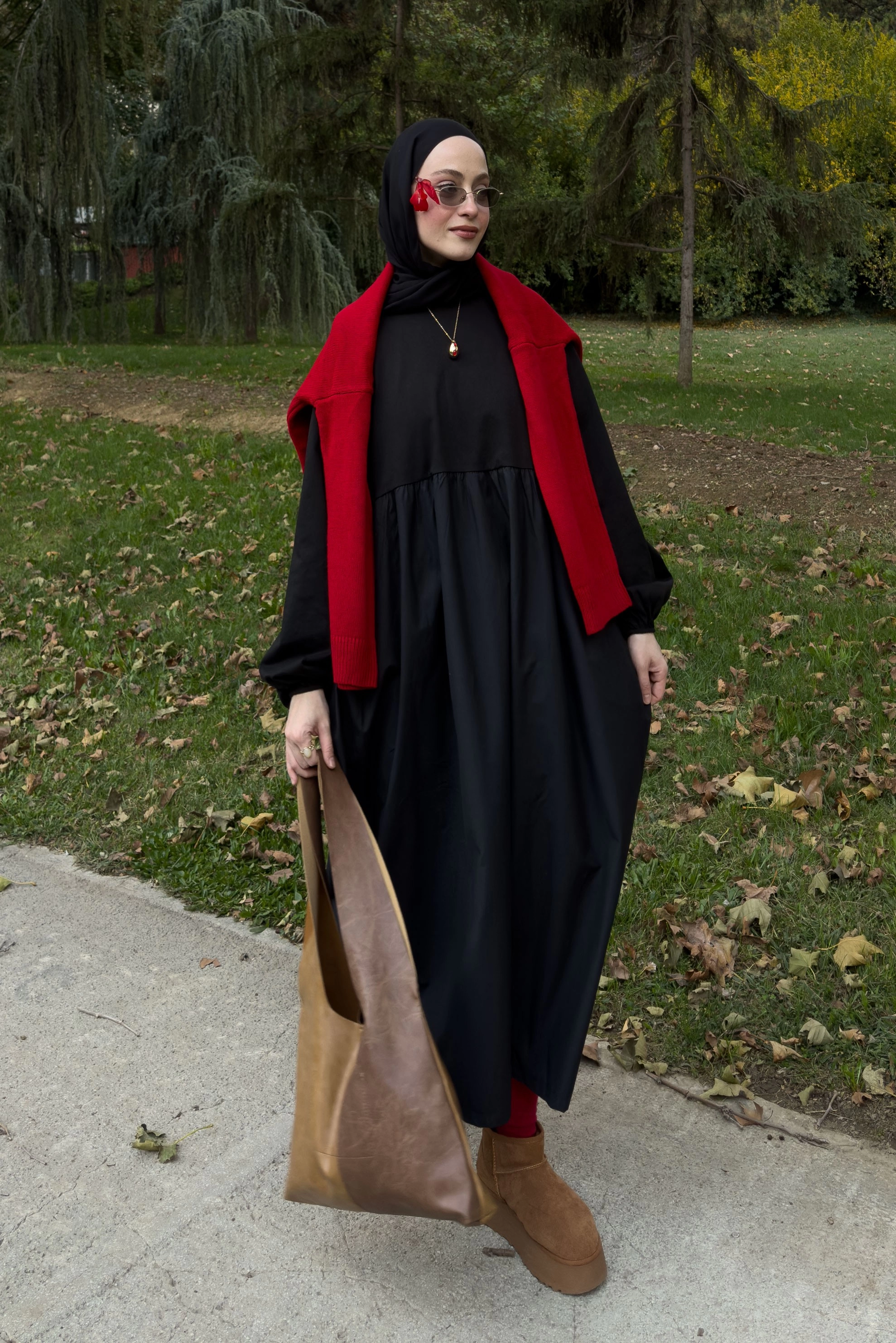 Qanu Büzgülü Sweat Elbise Siyah  - Tesettür Giyim