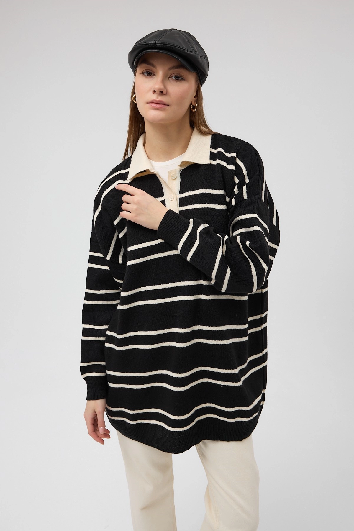 Qanu Çizgili Triko Siyah