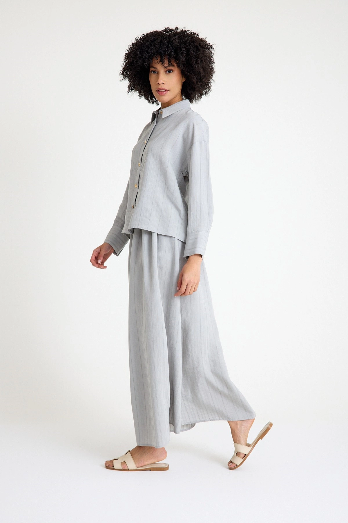 Qanu Düğmeli Etek Takım Gri