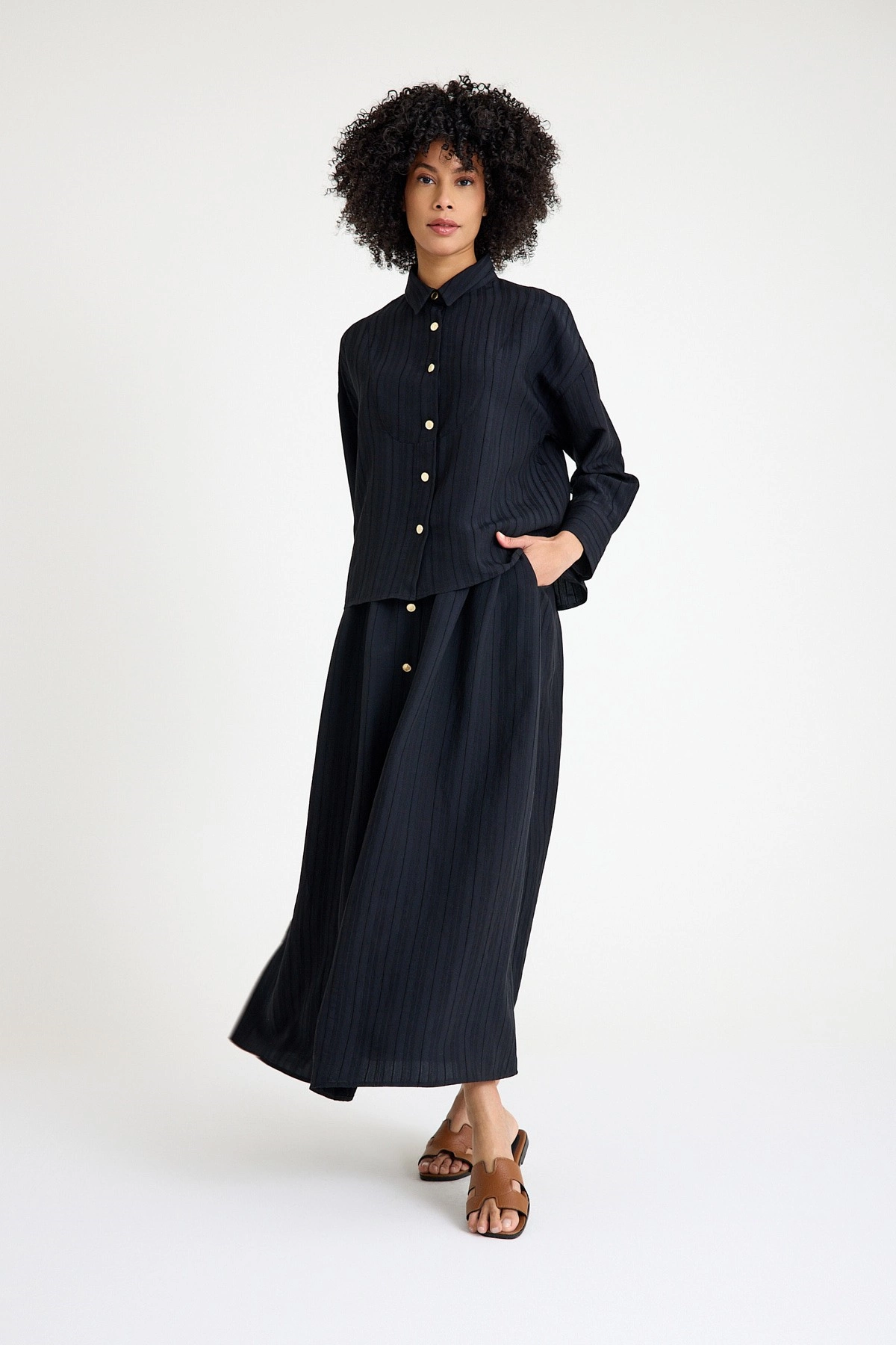 Qanu Düğmeli Etek Takım Siyah 