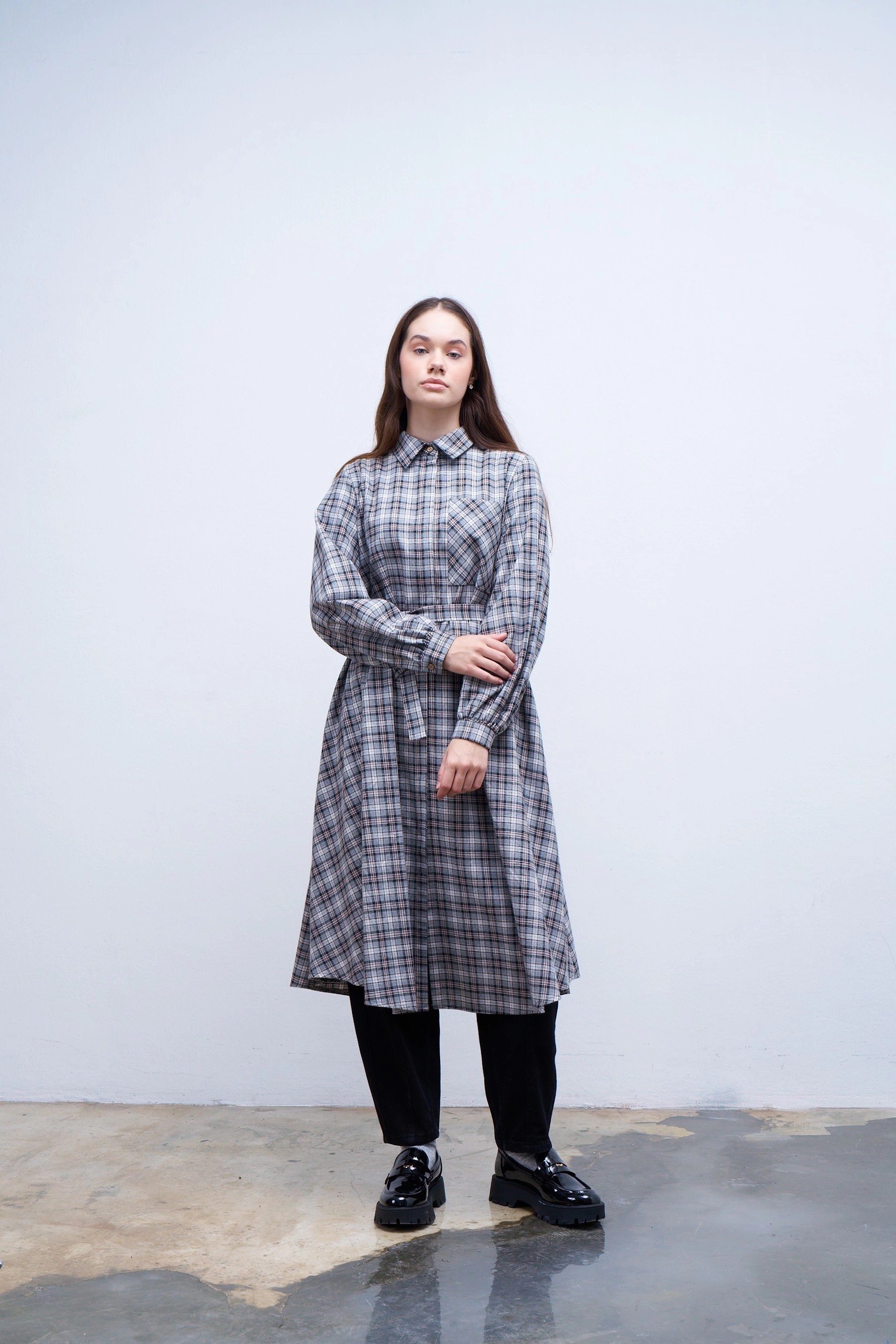 Qanu Ekose Volanlı Gömlek Gri-Siyah