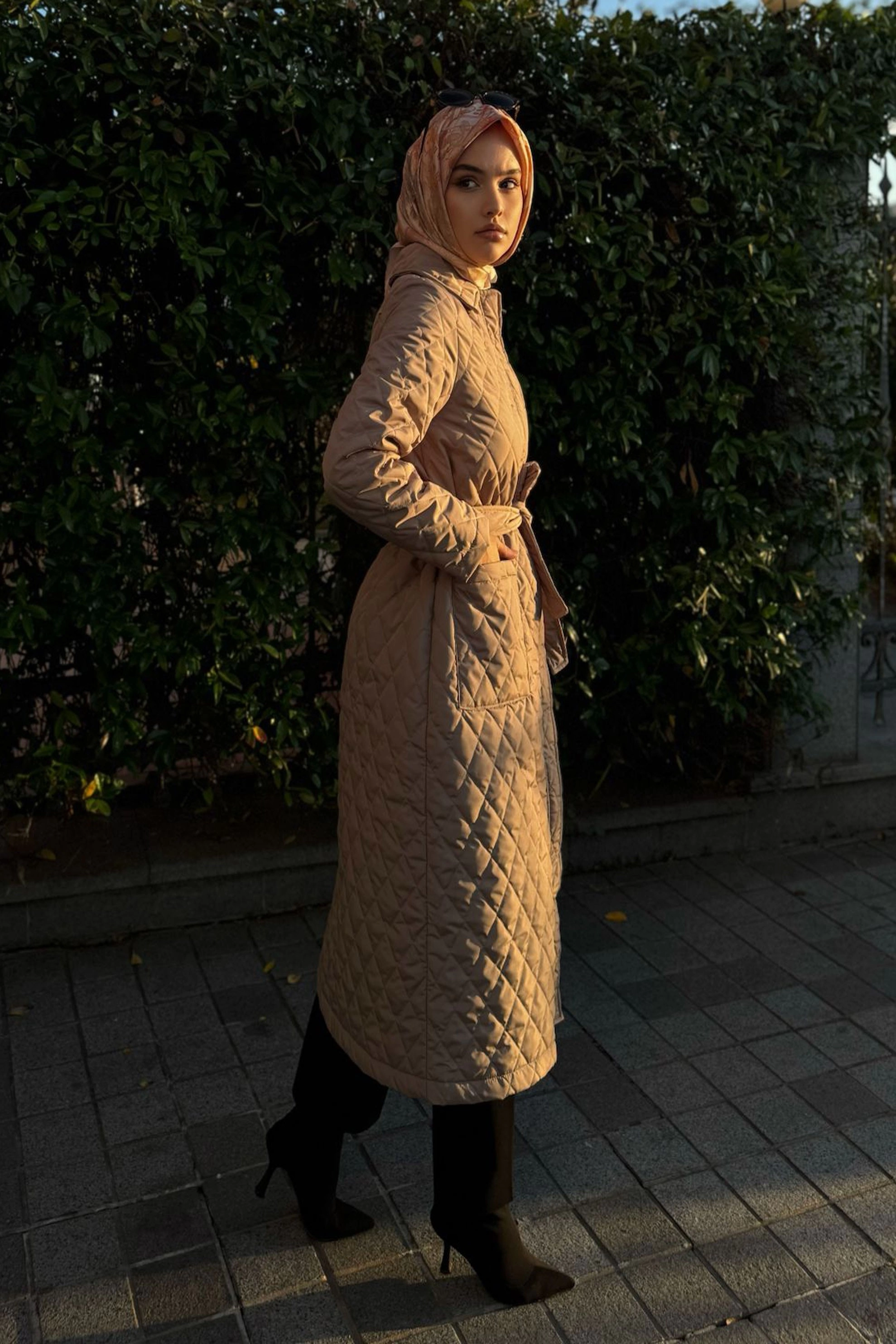 Qanu Kapitone Mont Vizon - Tesettür Giyim