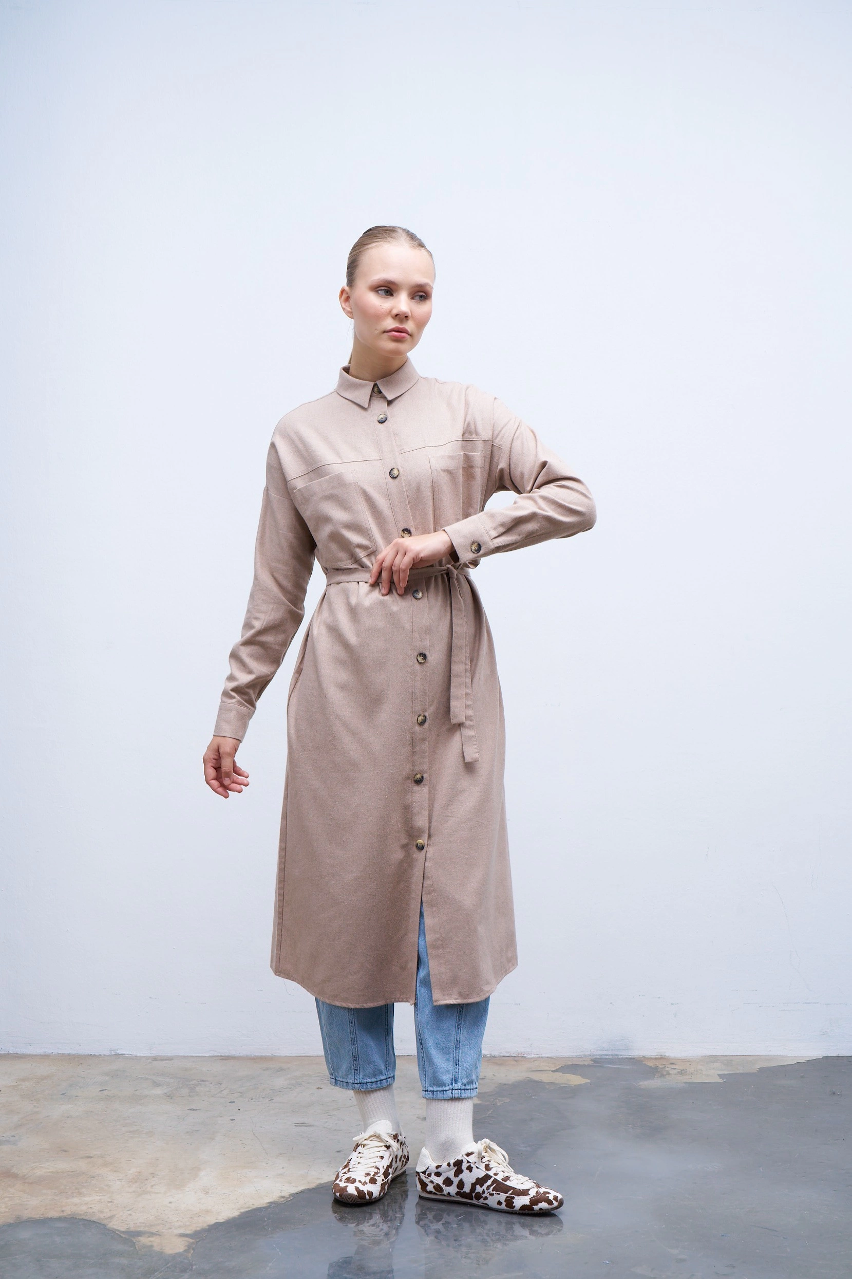 Qanu Kuşaklı Gömlek Vizon 