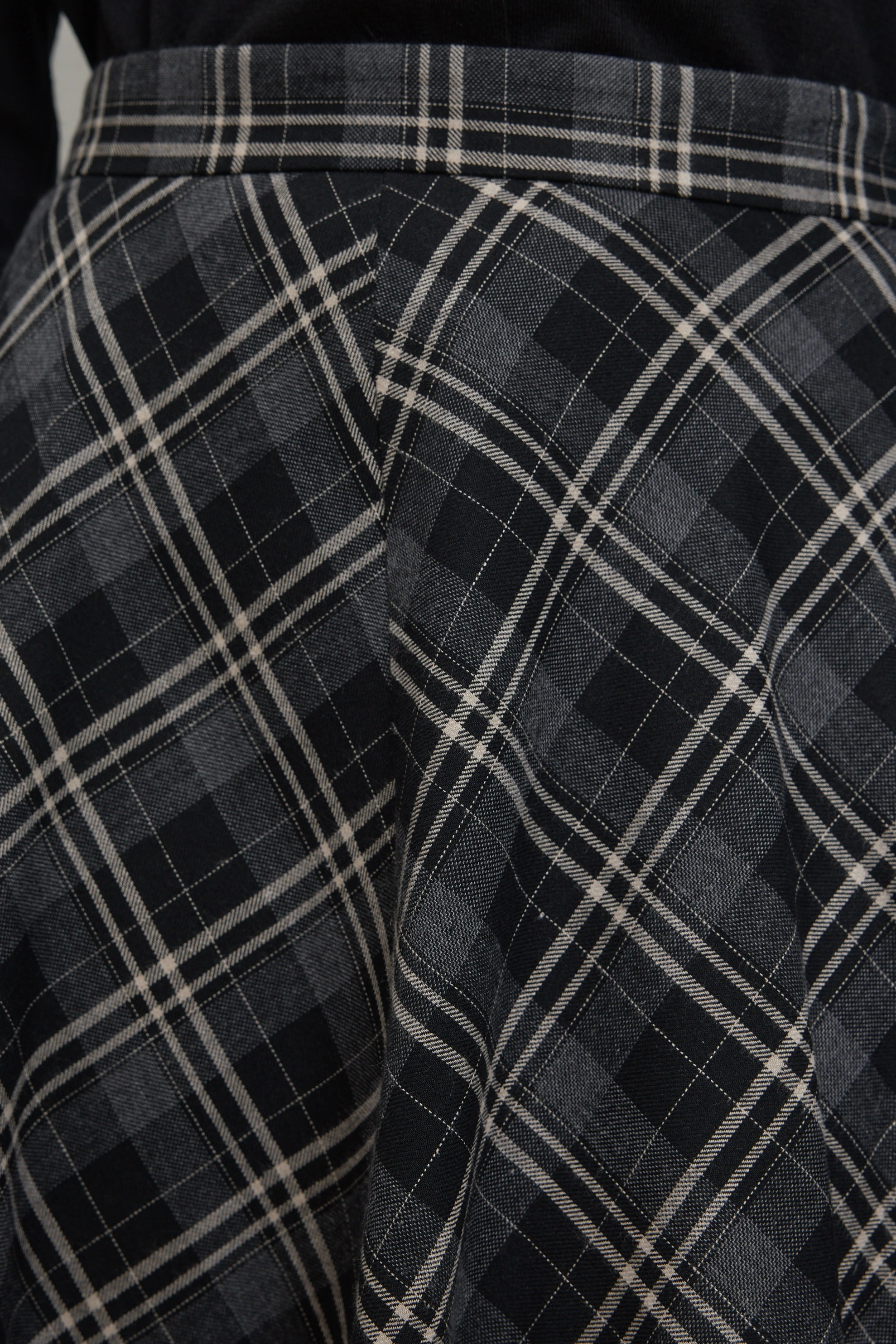 Qanu Leydi Ekose Etek Siyah - Tesettür Giyim