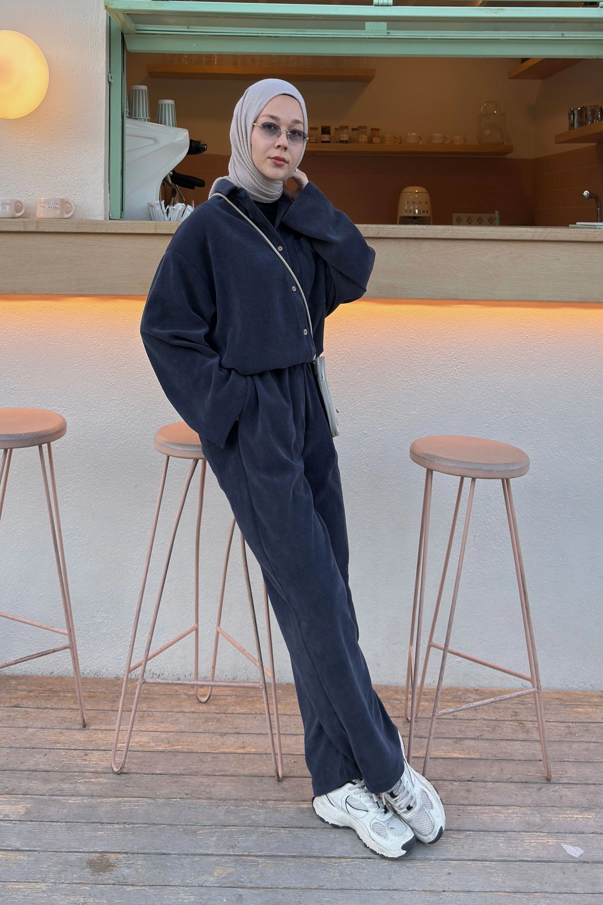 Qanu Lilora Kadife Takım Lacivert - Tesettür Giyim