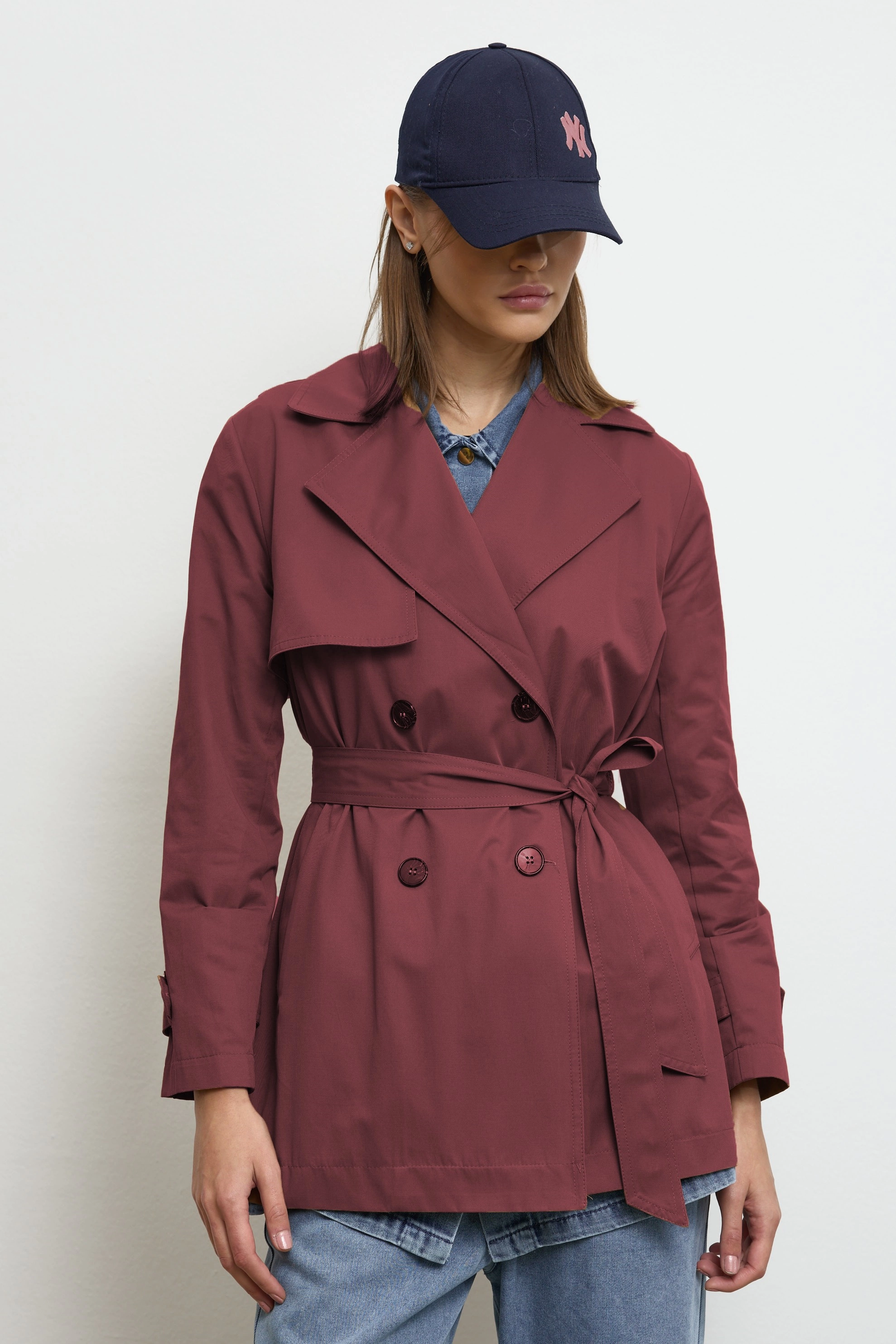 Qanu Mora Kısa Trençkot Bordo