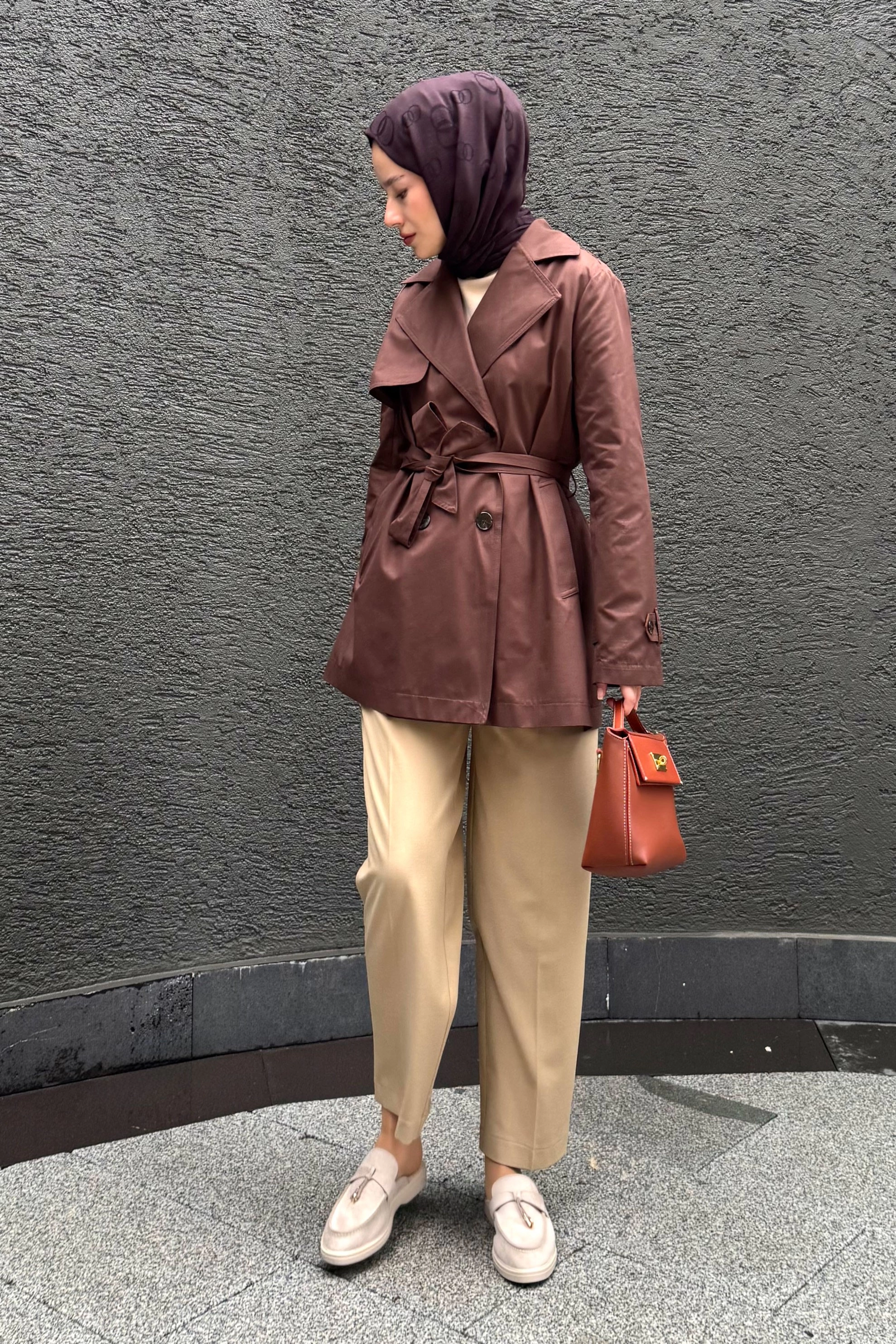 Qanu Mora Kısa Trençkot Kahverengi - Tesettür Giyim