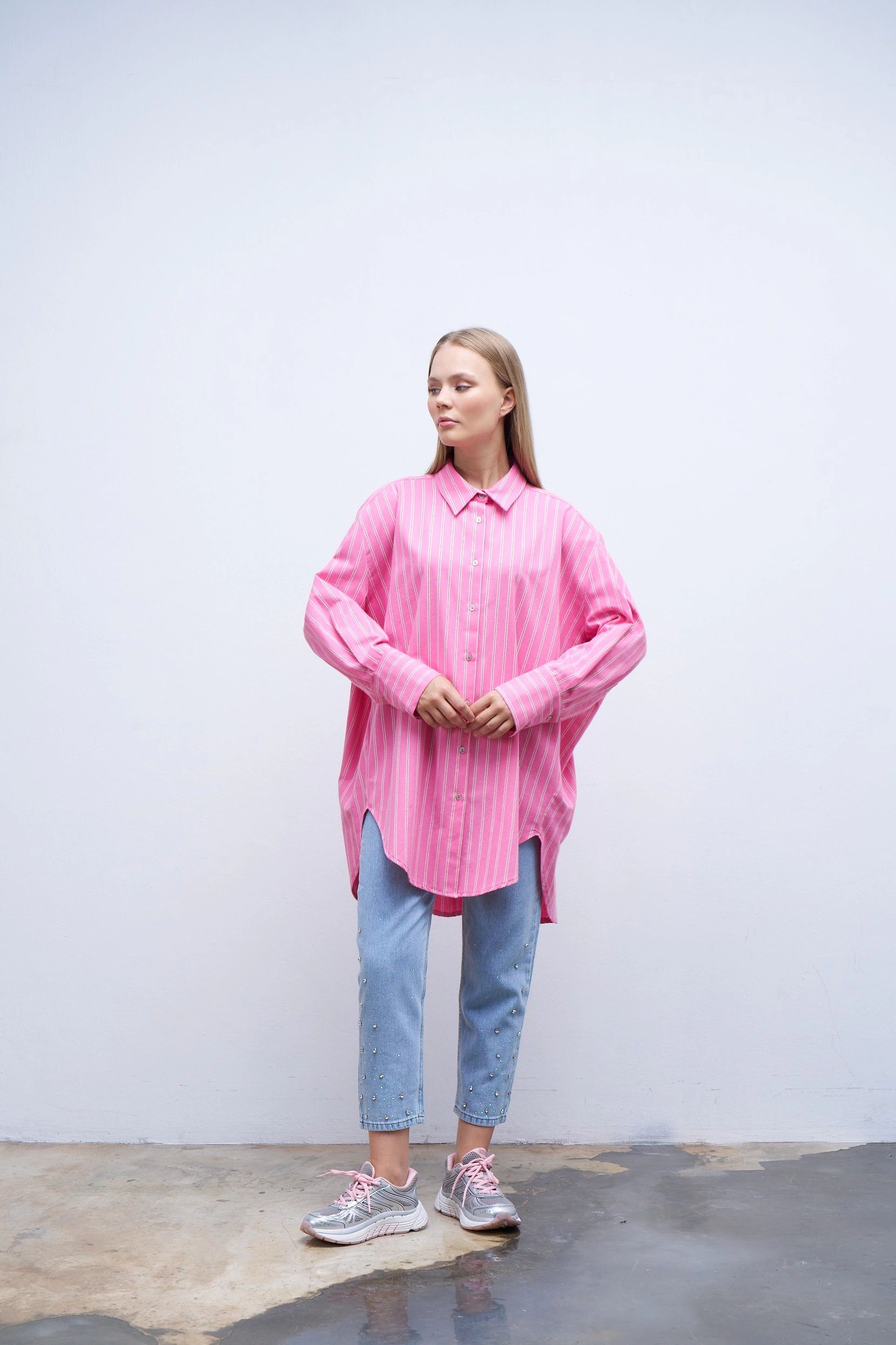 Qanu Oversize Çizgili Gömlek Pembe 