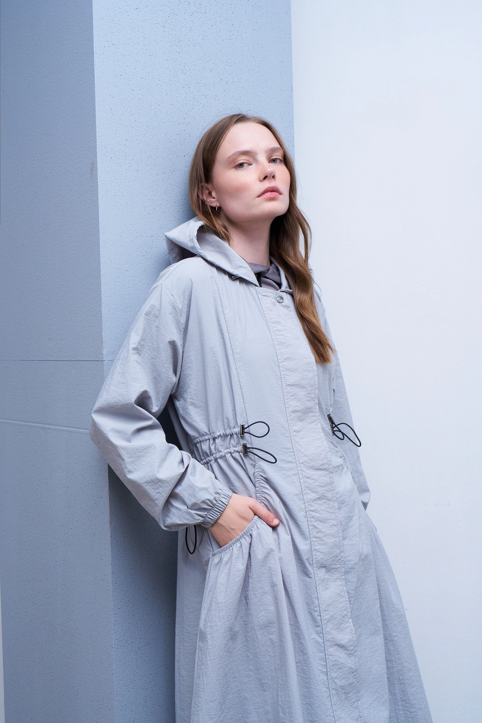 Qanu Parla Yağmurluk Gri 