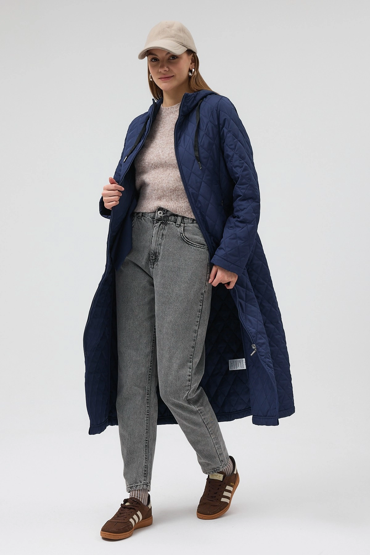 Qanu Premium Kapitone Mont Lacivert - Tesettür Giyim