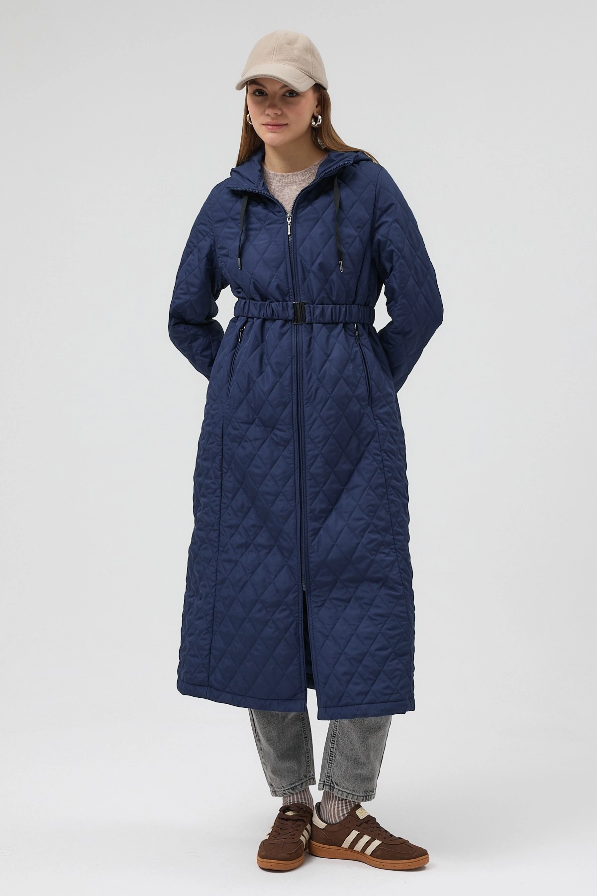 Qanu Premium Kapitone Mont Lacivert - Tesettür Giyim