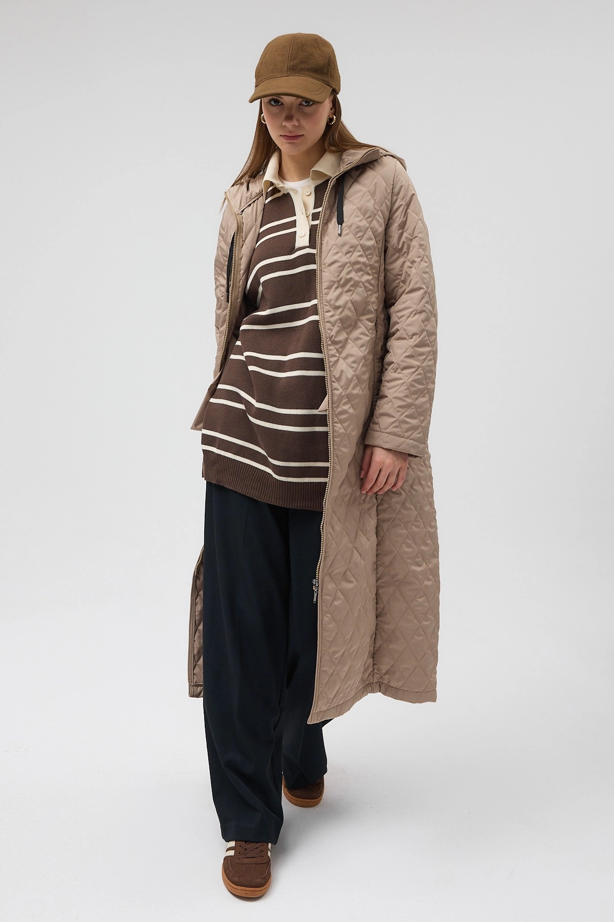 Qanu Premium Kapitone Mont Vizon - Tesettür Giyim