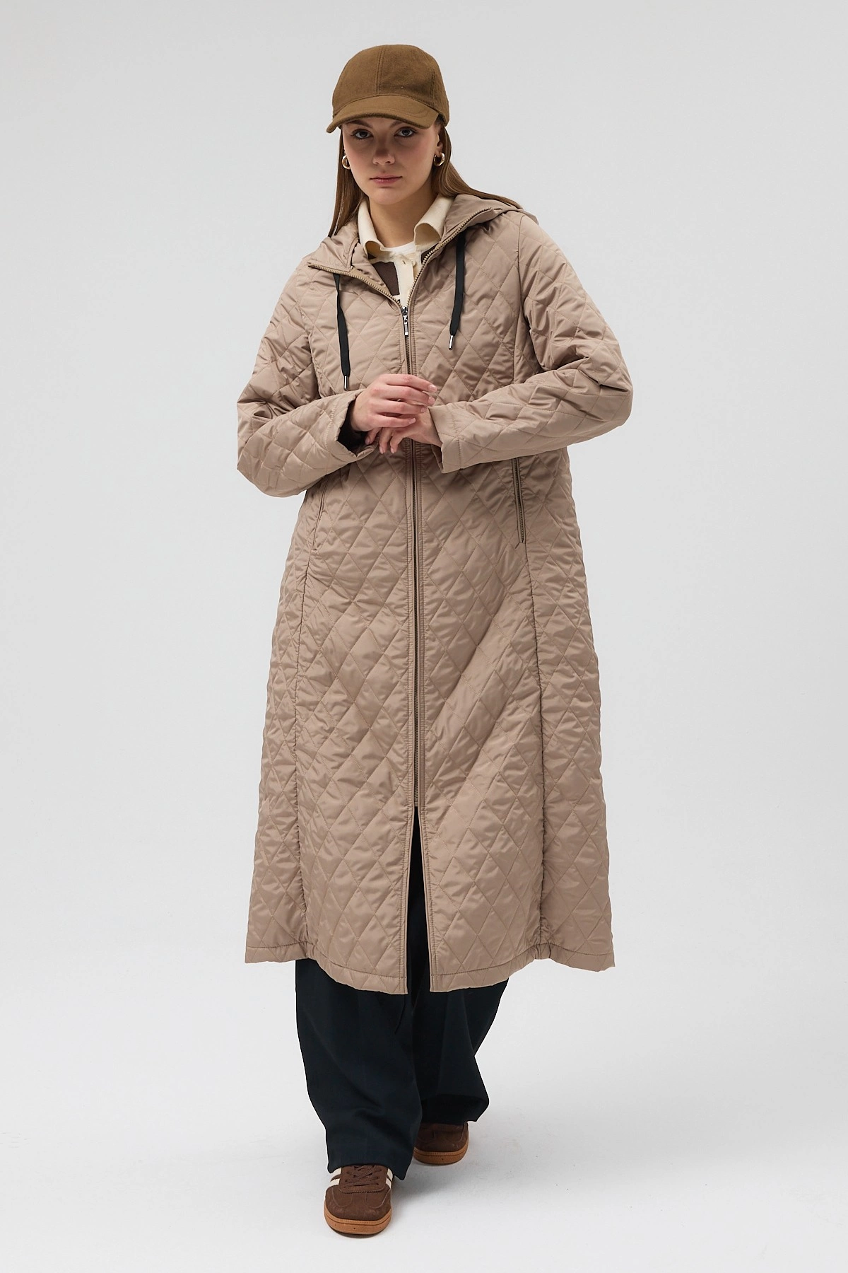 Qanu Premium Kapitone Mont Vizon - Tesettür Giyim