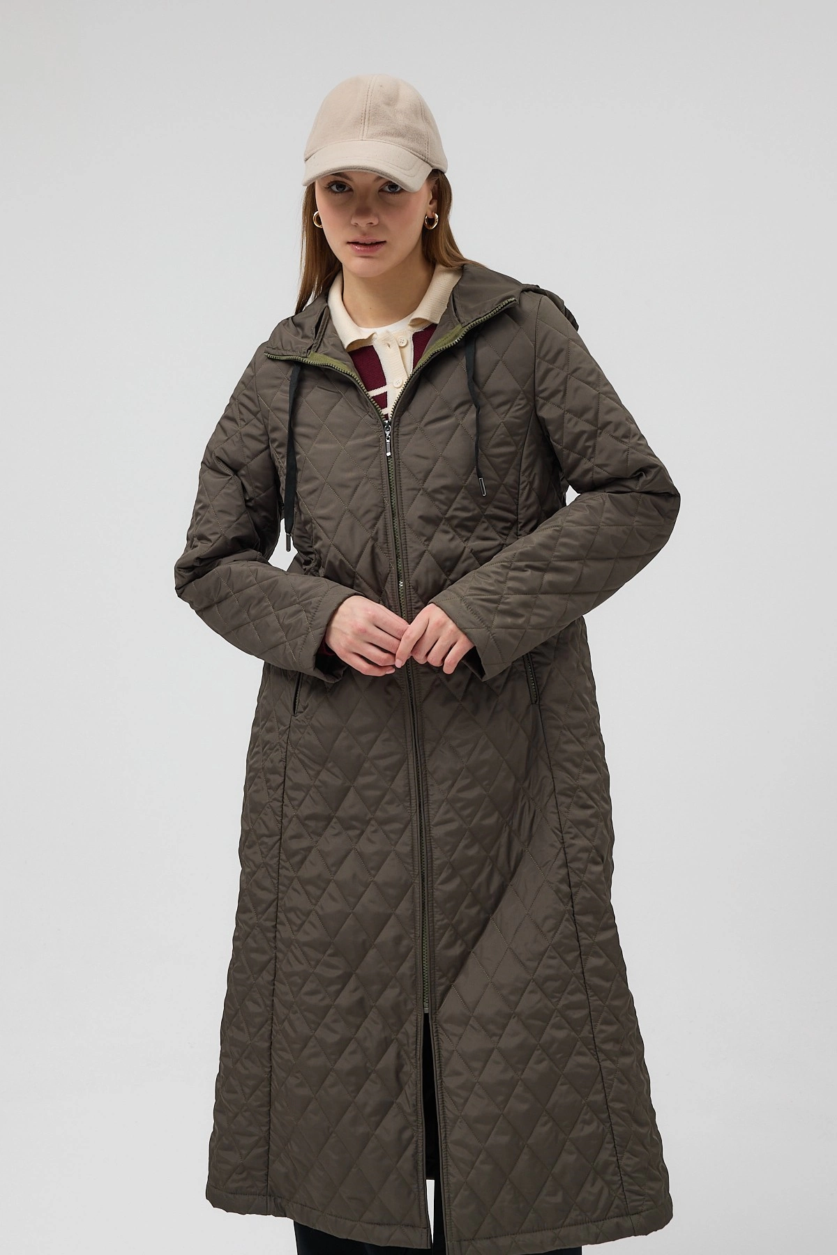 Qanu Premium Kapitone Mont Yeşil  - Tesettür Giyim