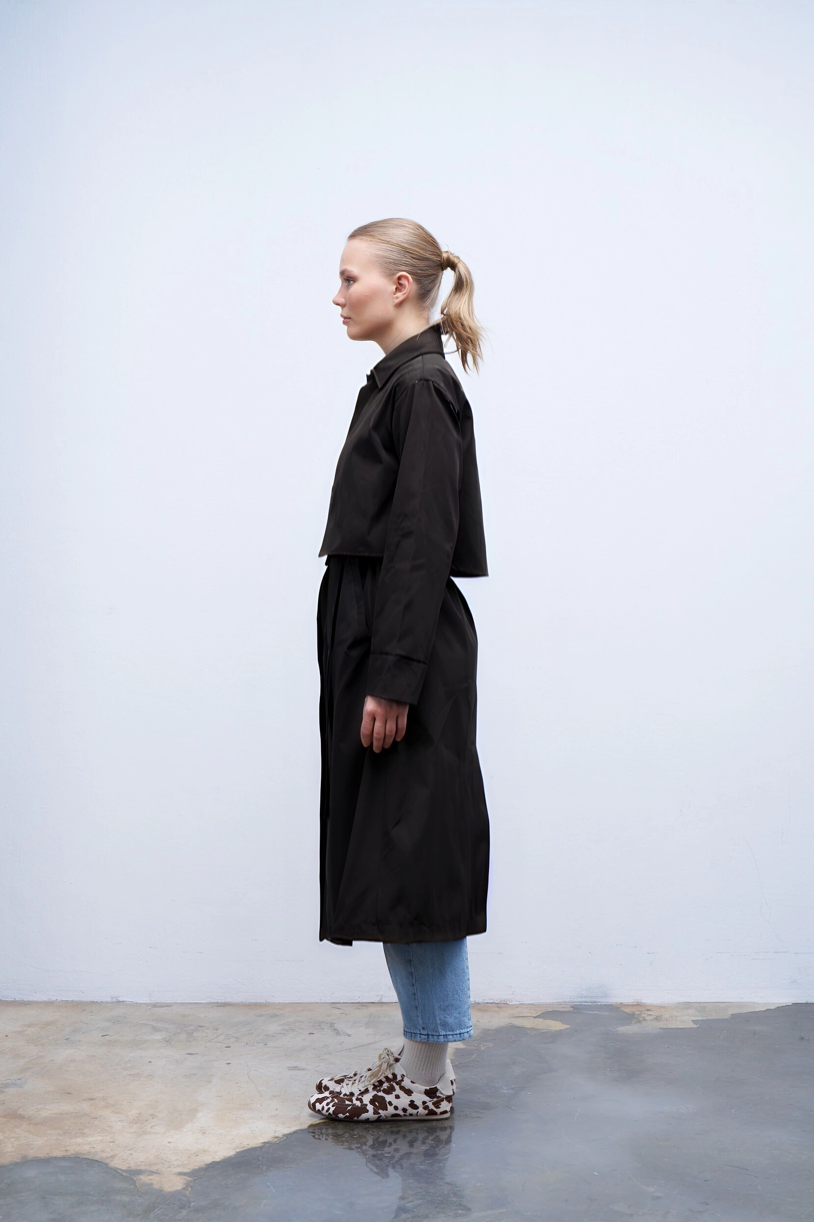 Qanu Rüzgarlıklı Trençkot Siyah  - Tesettür Giyim