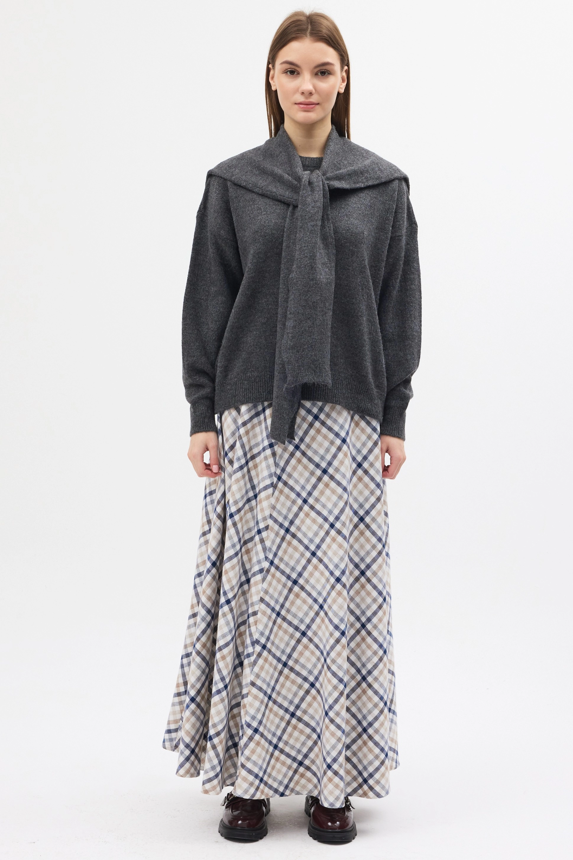 Qanu Şal Detaylı Triko Kazak Gri