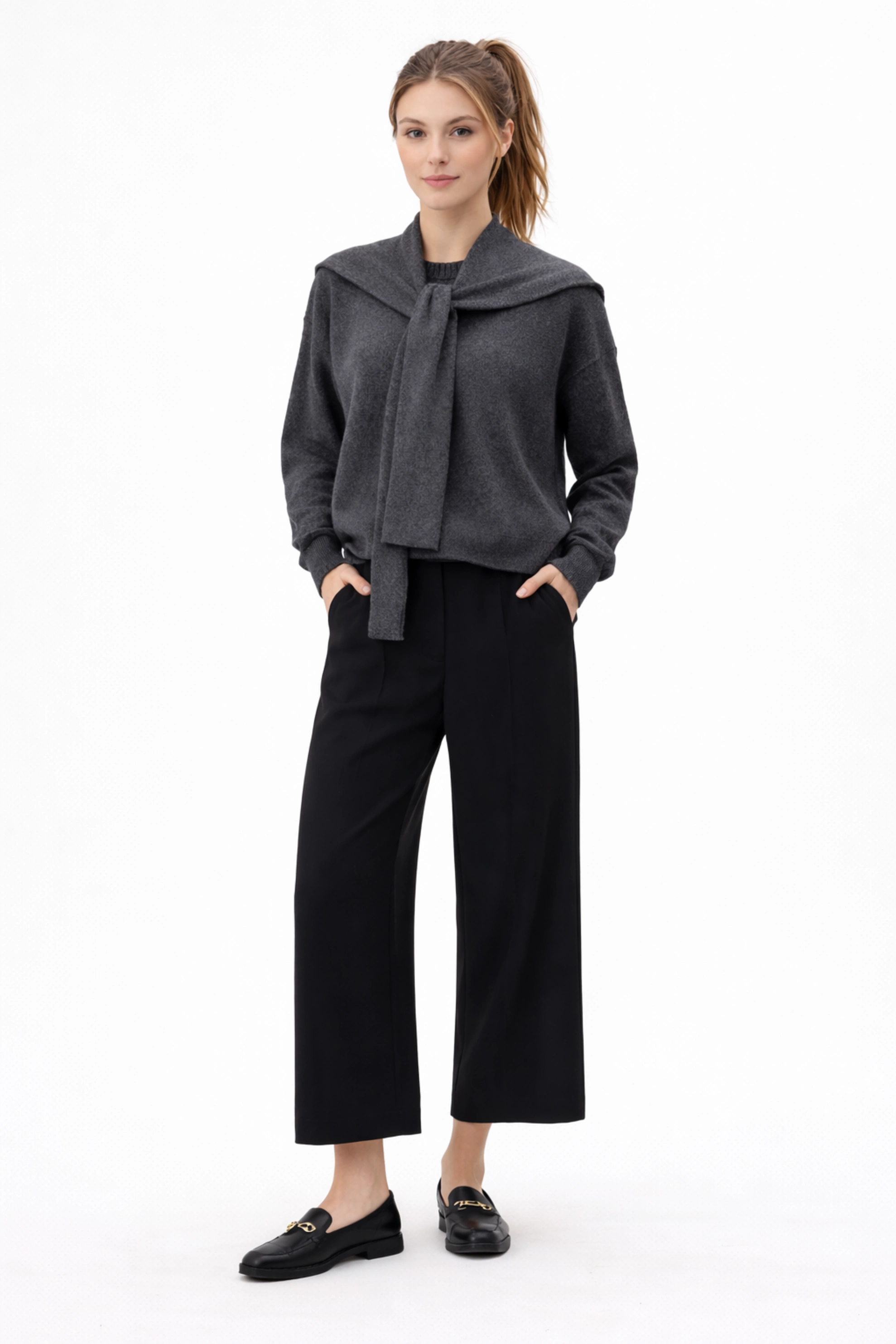 Qanu Şal Detaylı Triko Kazak Gri