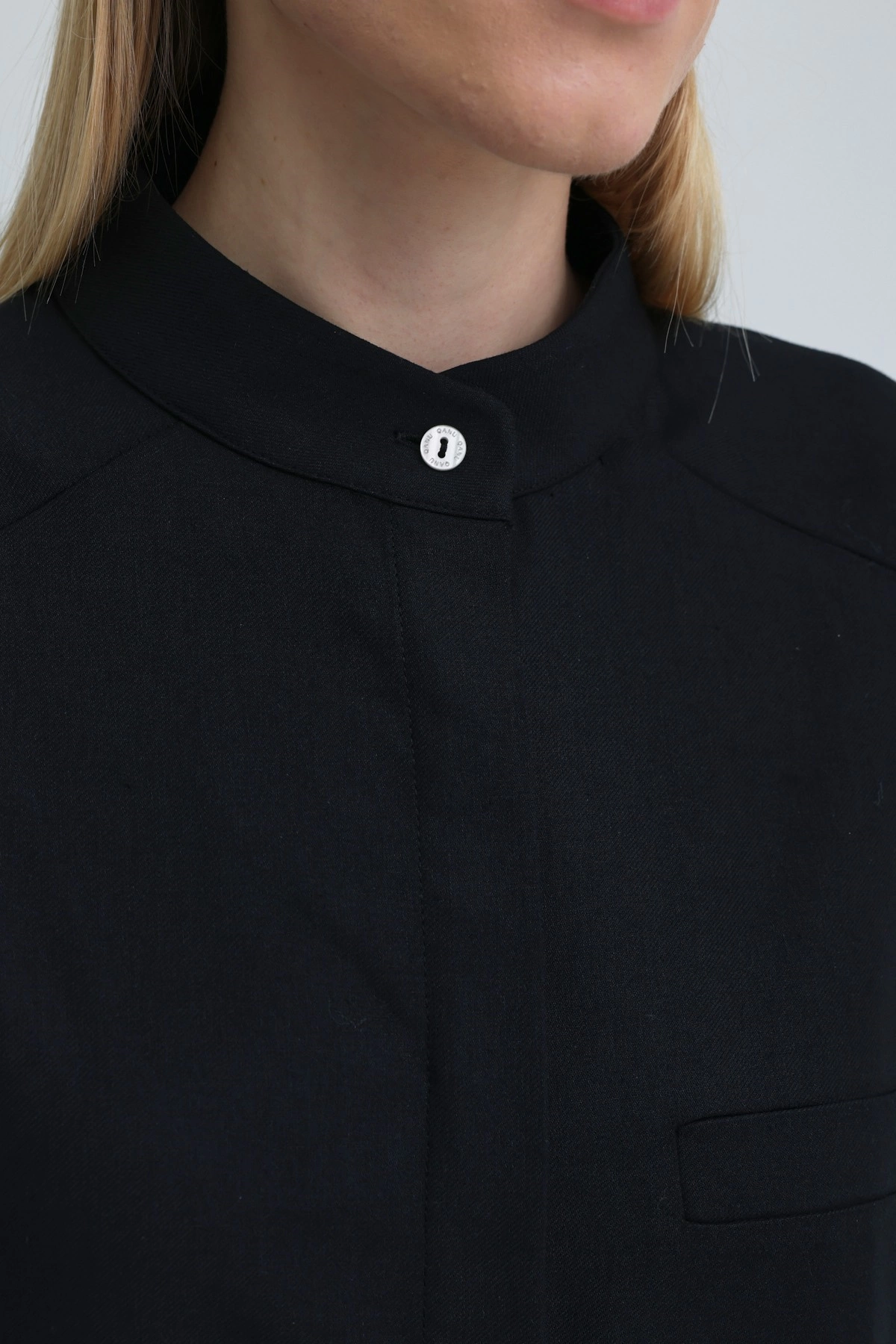 Qanu Tek Cepli Gömlek Siyah - Tesettür Giyim