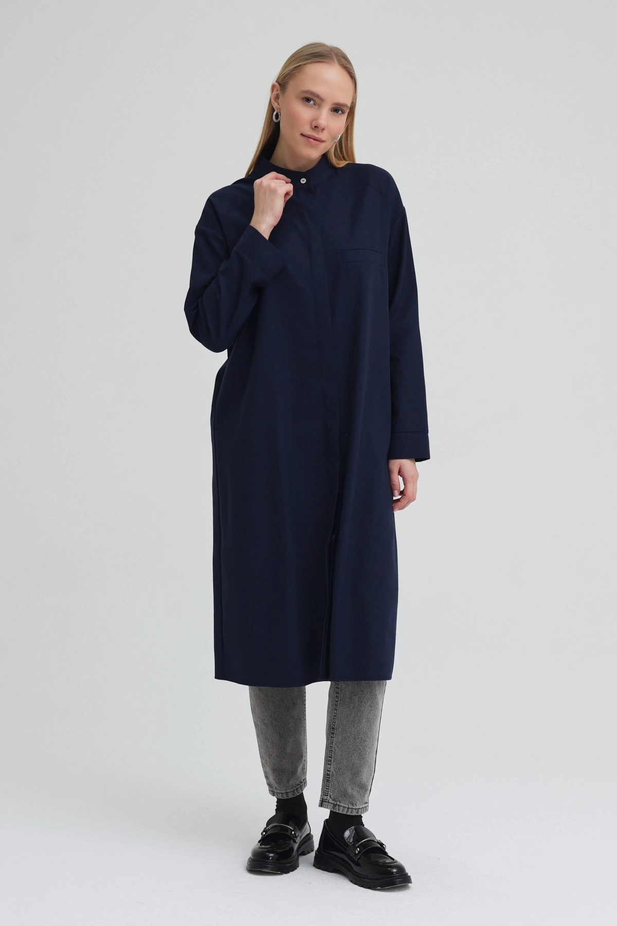 Qanu Tek Cepli Gömlek Lacivert  - Tesettür Giyim