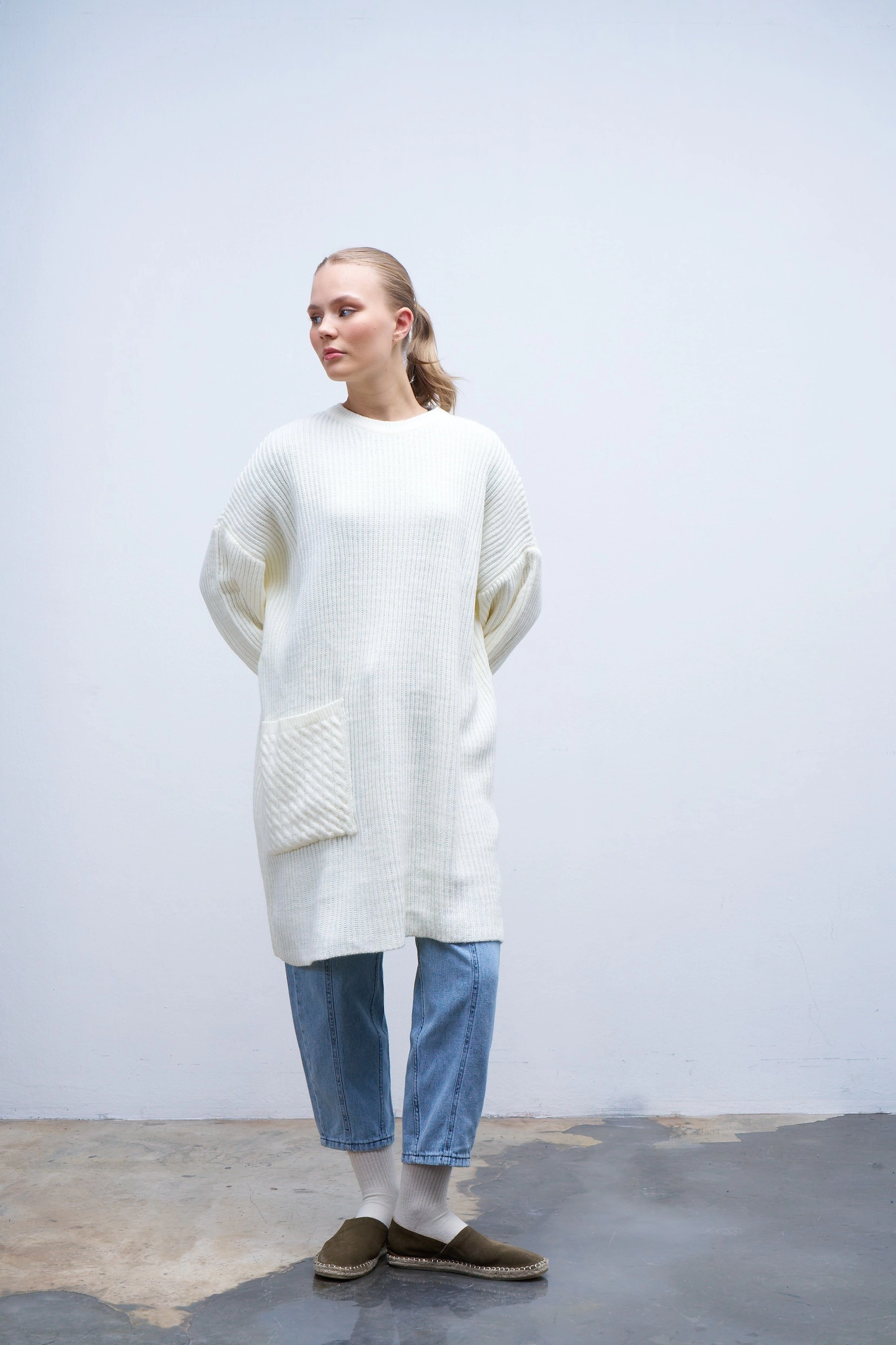 Qanu Tek Cepli Örgülü Triko Beyaz 