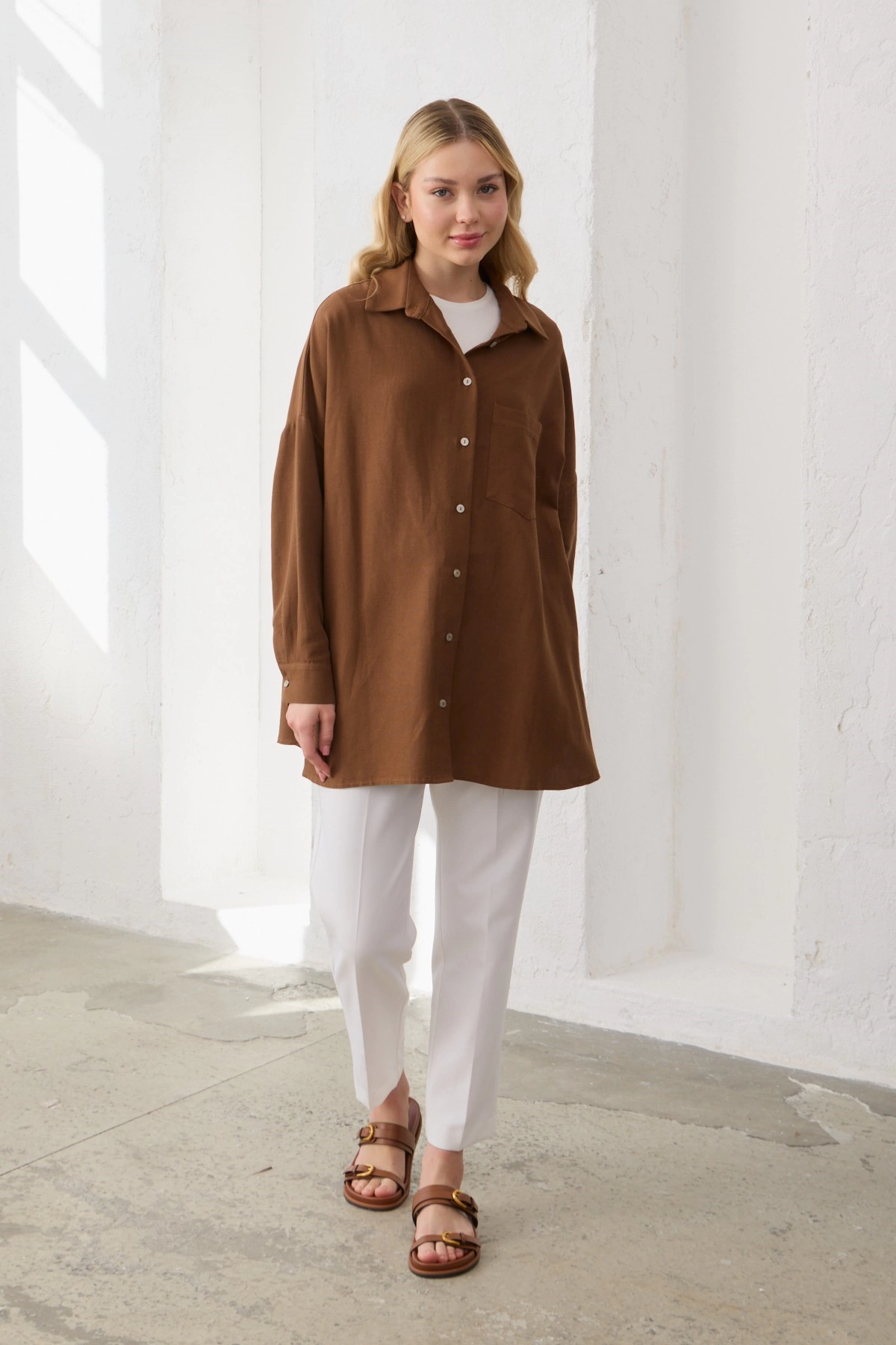 Qanu Tek Cepli Pamuk Gömlek Taba