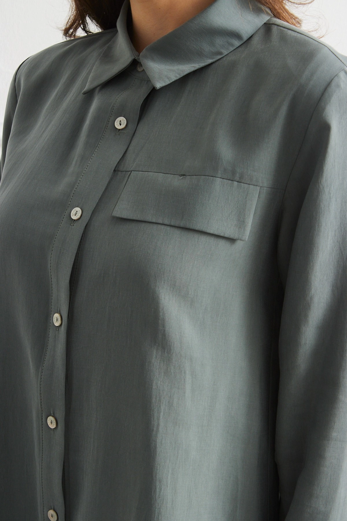 Qanu Tokalı Gömlek Füme