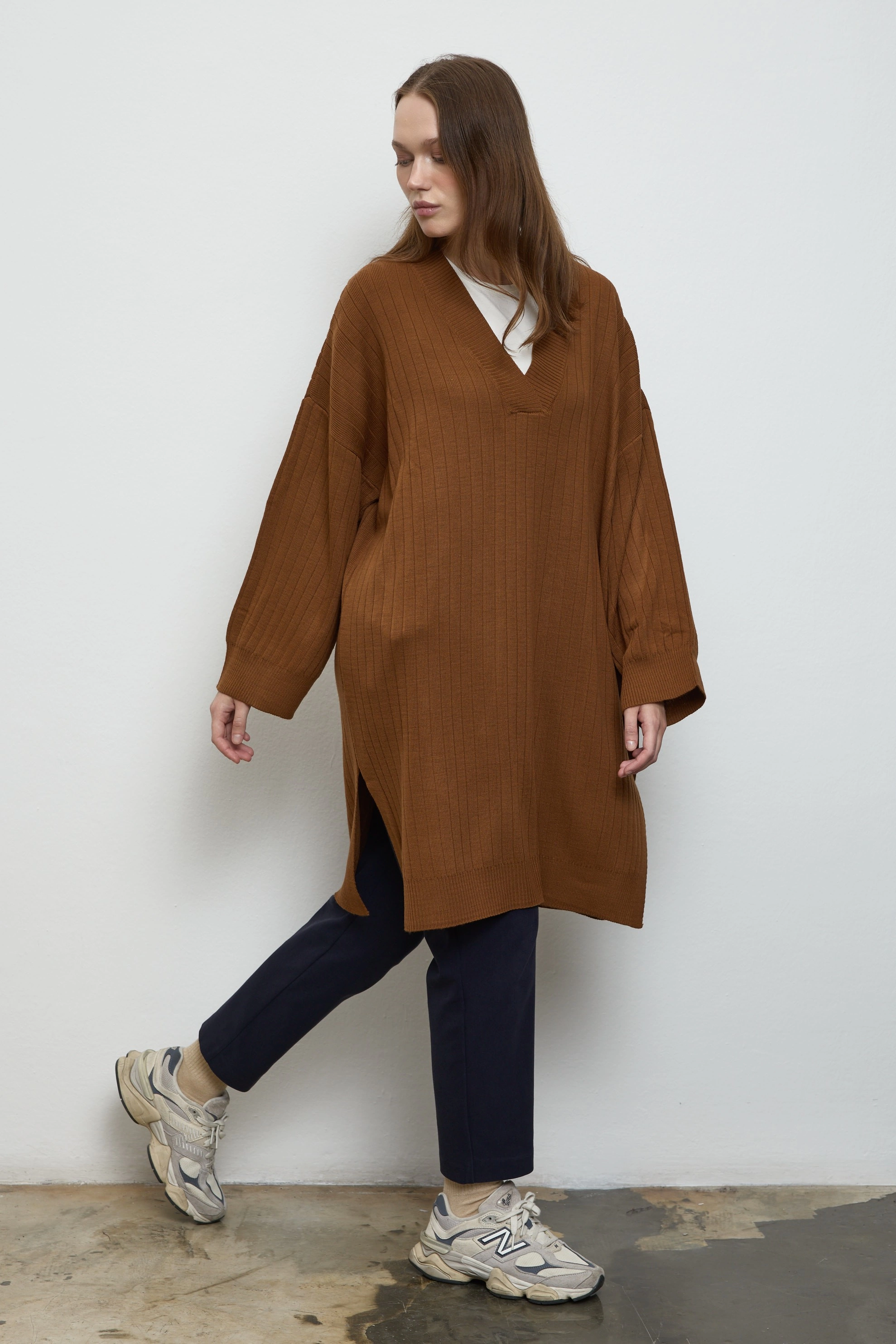 Qanu V Yaka Triko Tunik Taba