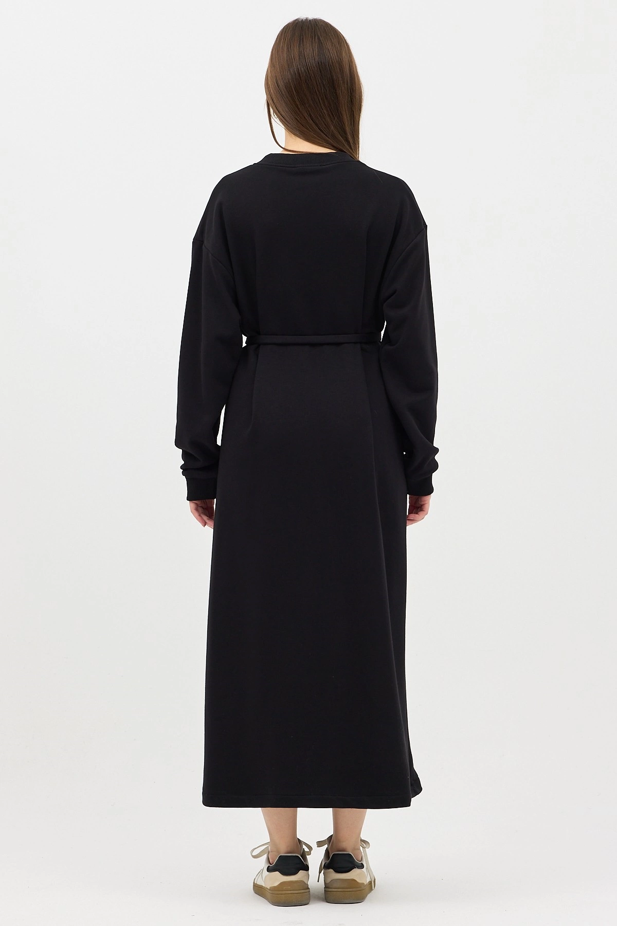 Qanu V Yaka Uzun Sweatshirt Siyah - Tesettür Giyim