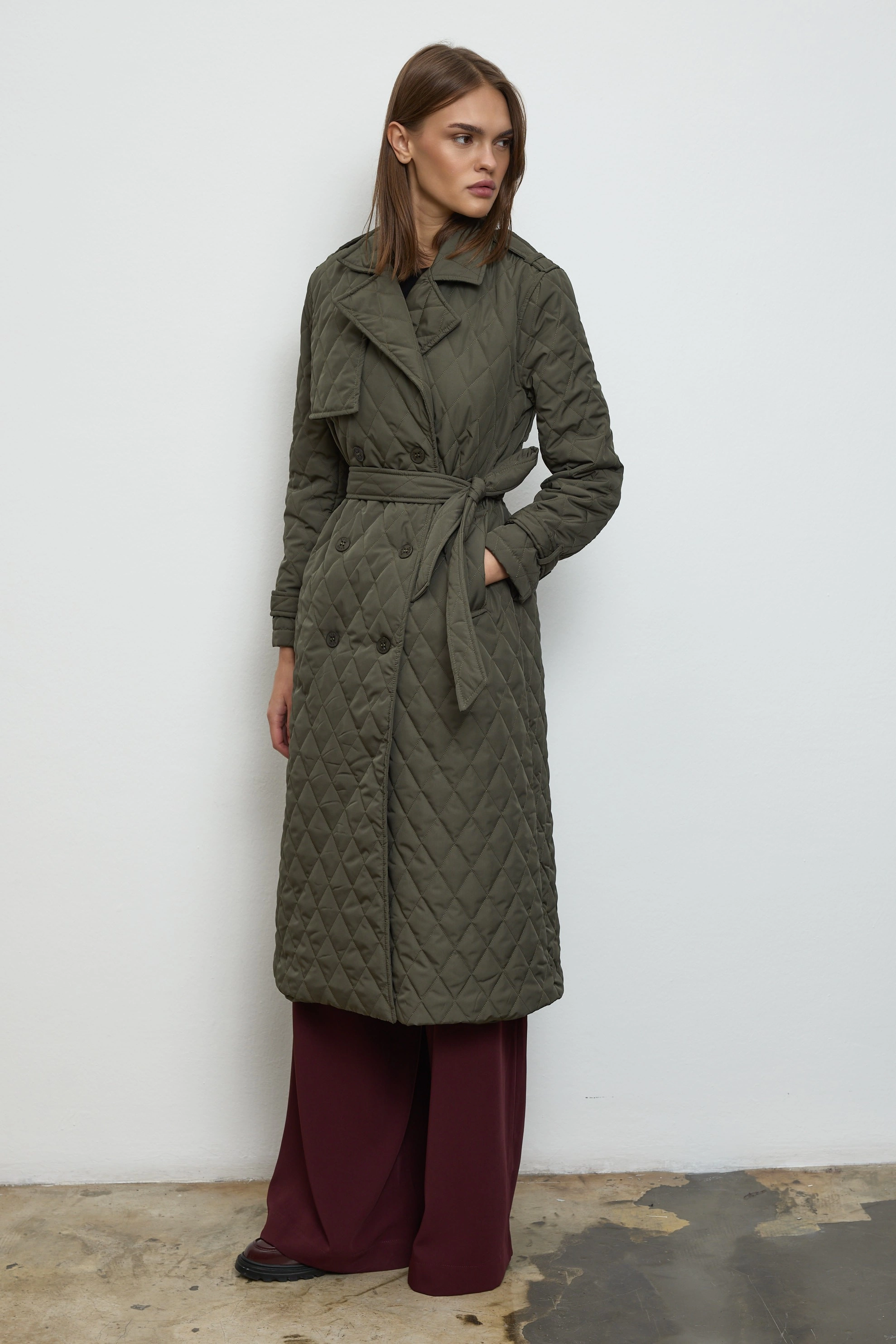 Qanu Valora Kapitone Mont Yeşil