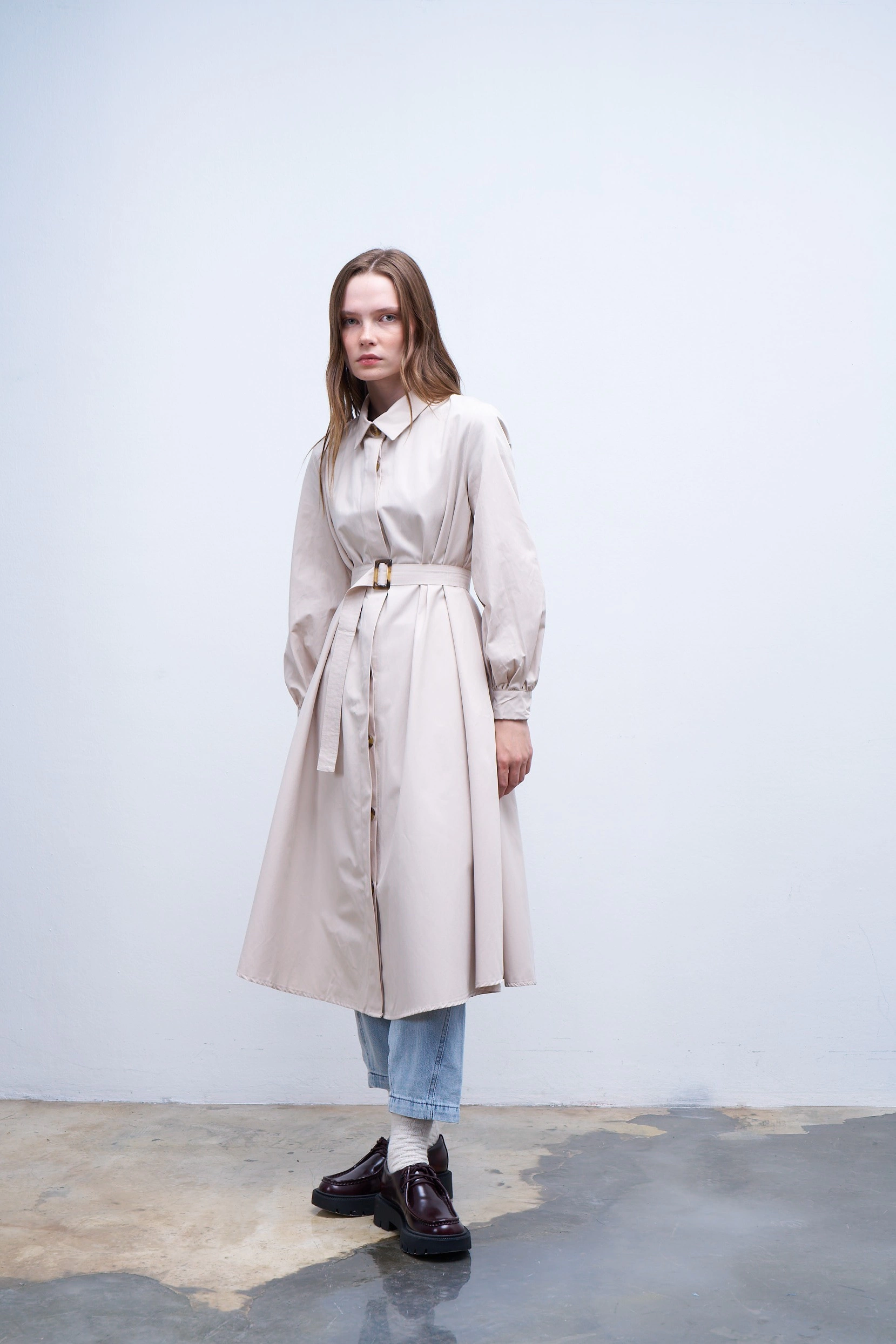 Qanu Volanlı Trençkot Bej  - Tesettür Giyim